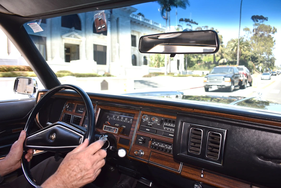 1975 Chrysler Imperial 3rd Gen - Image 23 of 31