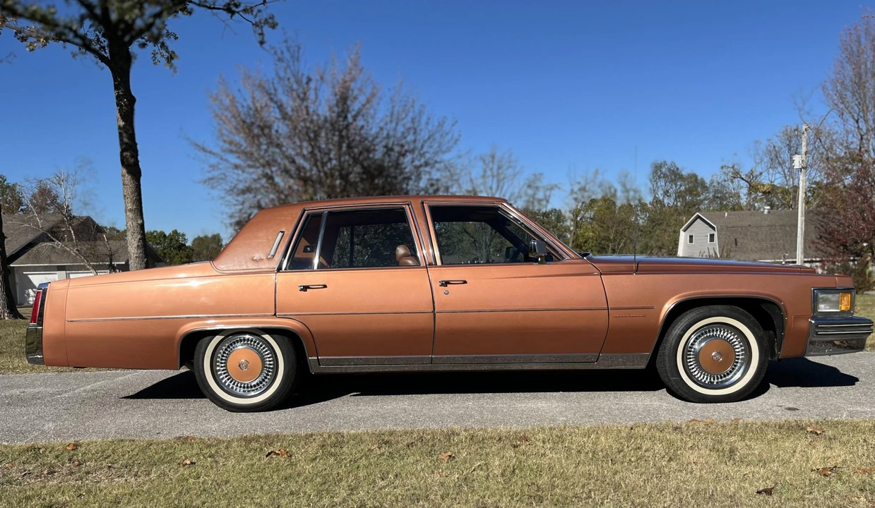 1977 Cadillac Fleetwood - Image 8 of 31