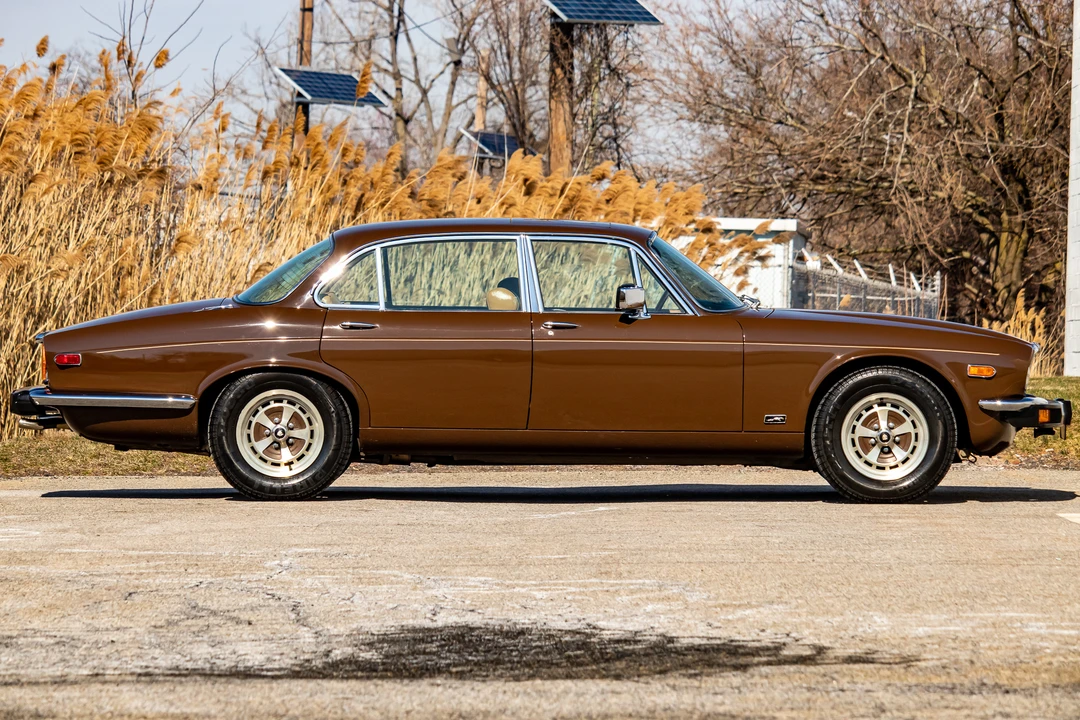 1977 Jaguar XJ Series 2 - Image 23 of 31