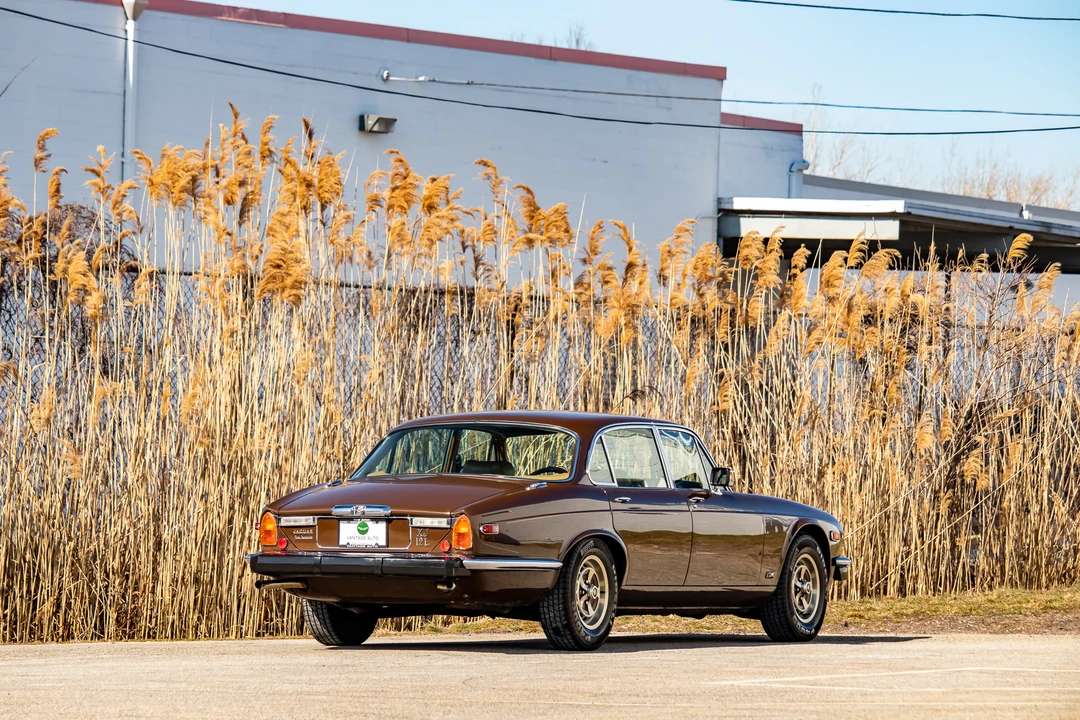1977 Jaguar XJ Series 2 - Image 24 of 31