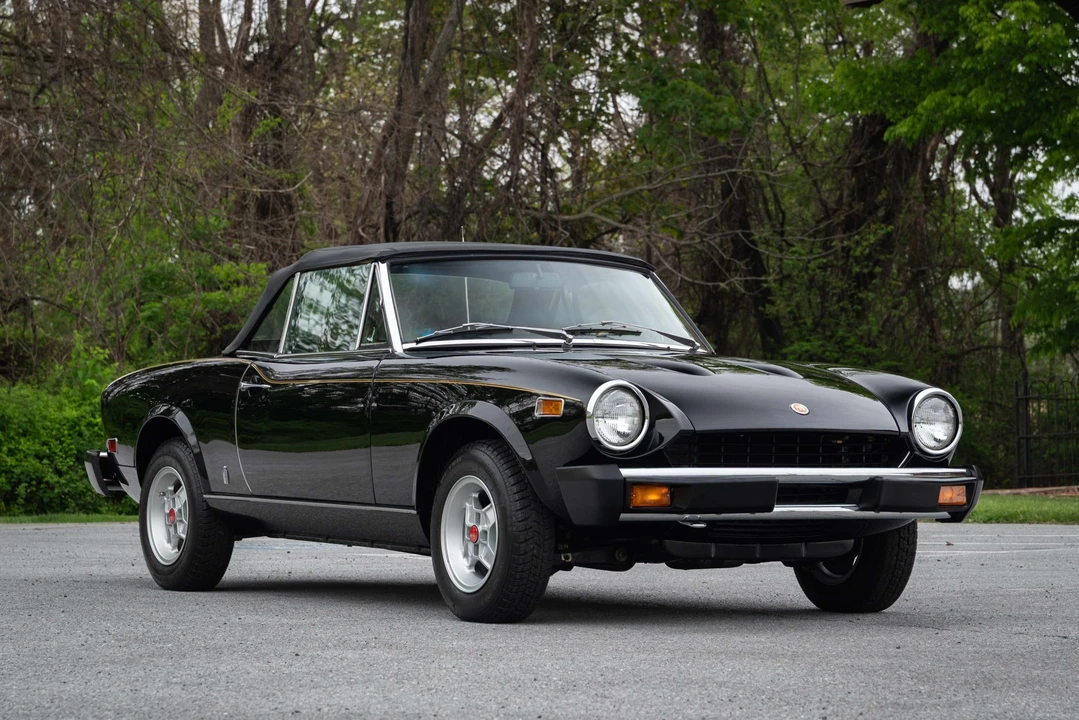 1978 Fiat 124 Sport Spider - Image 9 of 31