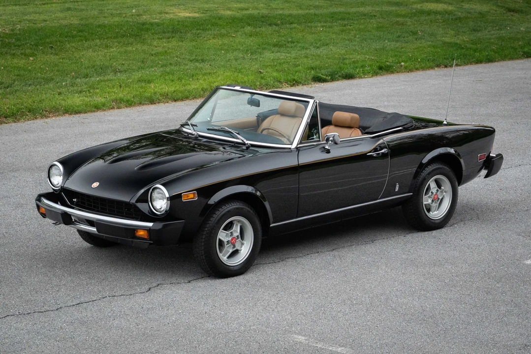 1978 Fiat 124 Sport Spider - Image 11 of 31