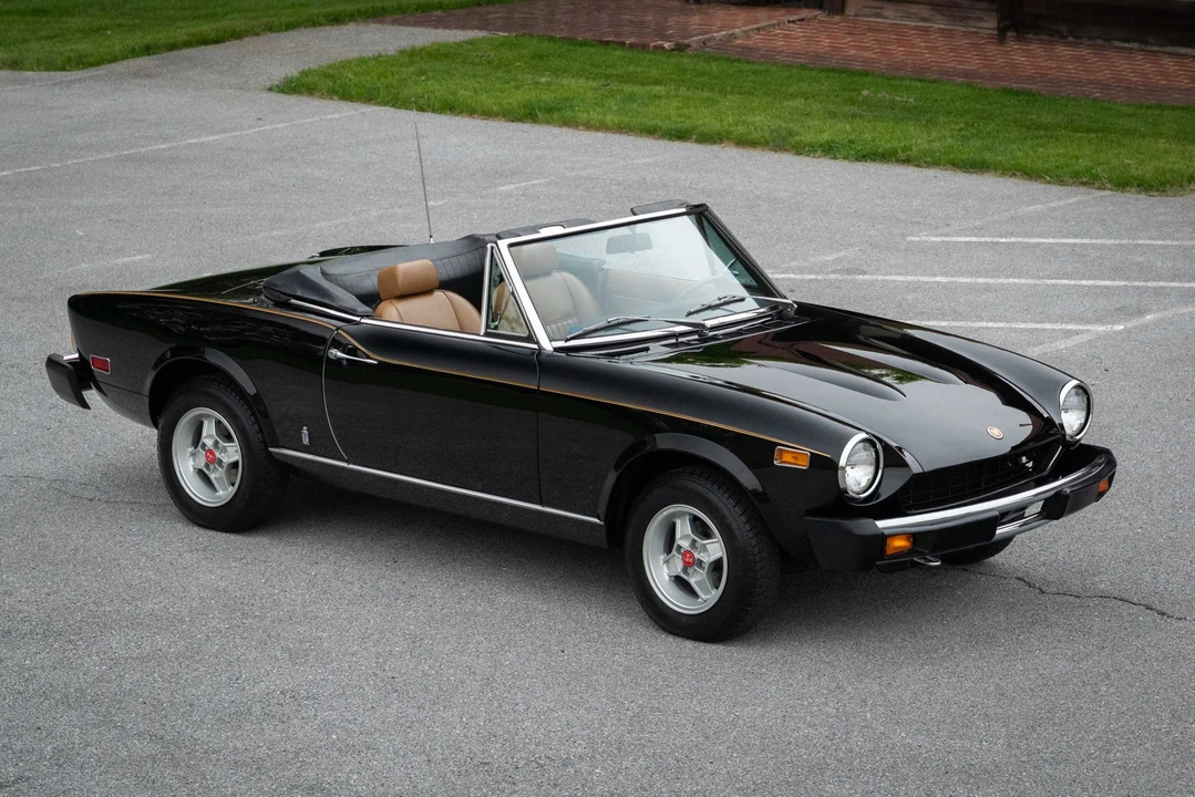 1978 Fiat 124 Sport Spider - Image 17 of 31