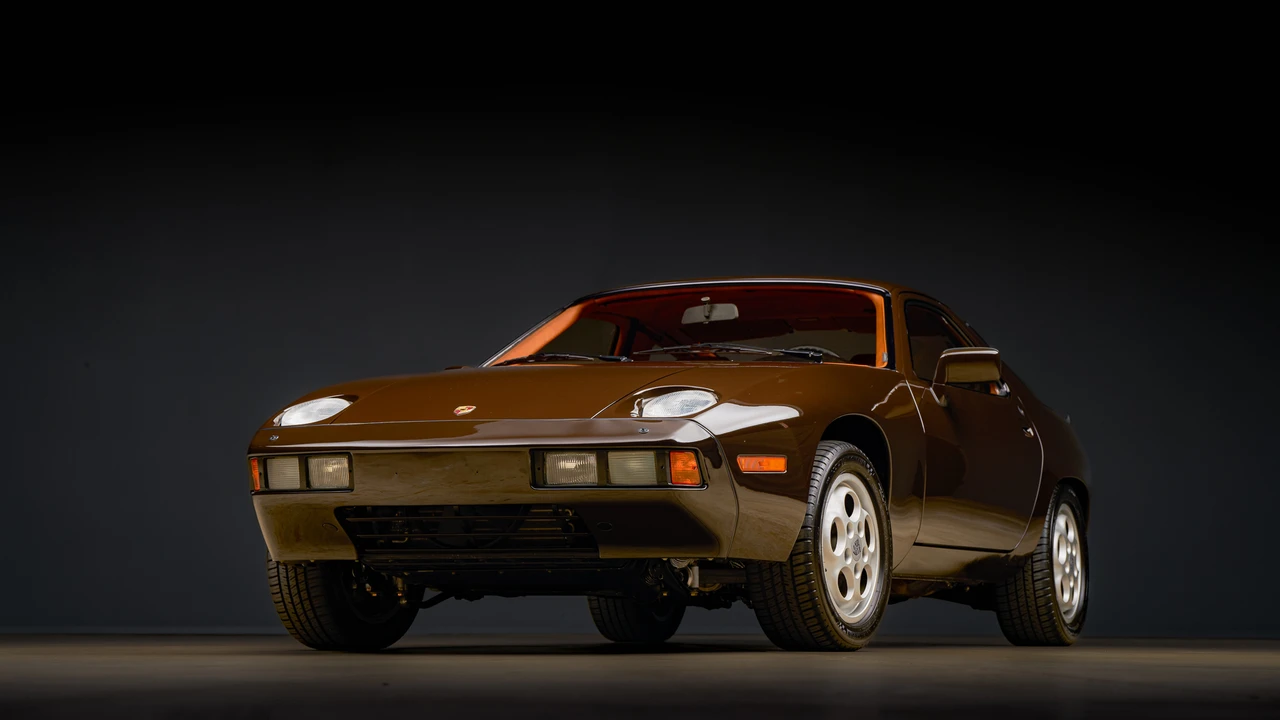 1979 Porsche 928 - Image 2 of 31
