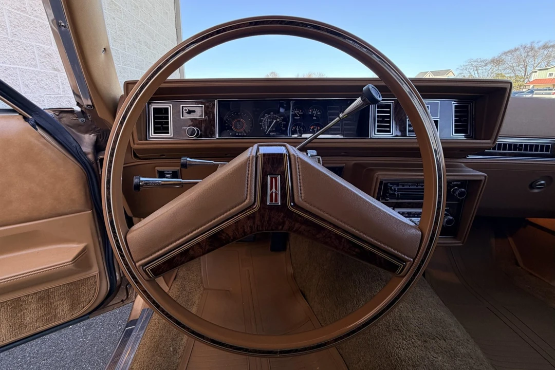 1980 Oldsmobile Cutlass 5th Gen - Image 5 of 8