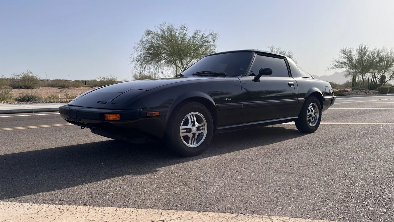 1983 Mazda RX-7 SA & FB - Image 7 of 31
