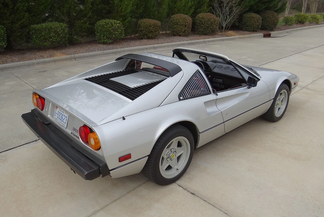 1985 Ferrari 308 GTS QV - Image 9 of 31