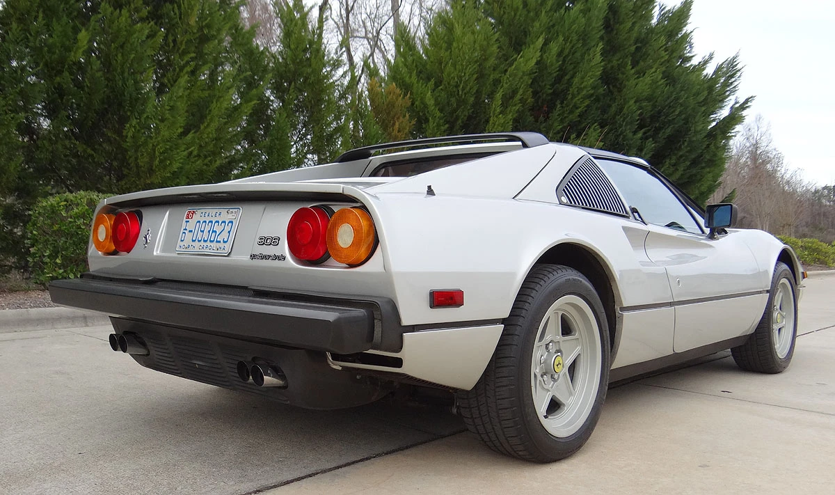 1985 Ferrari 308 GTS QV - Image 15 of 31