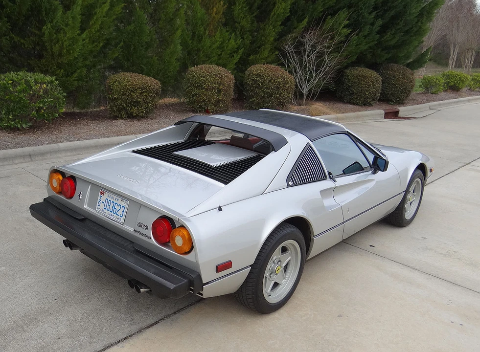 1985 Ferrari 308 GTS QV - Image 16 of 31