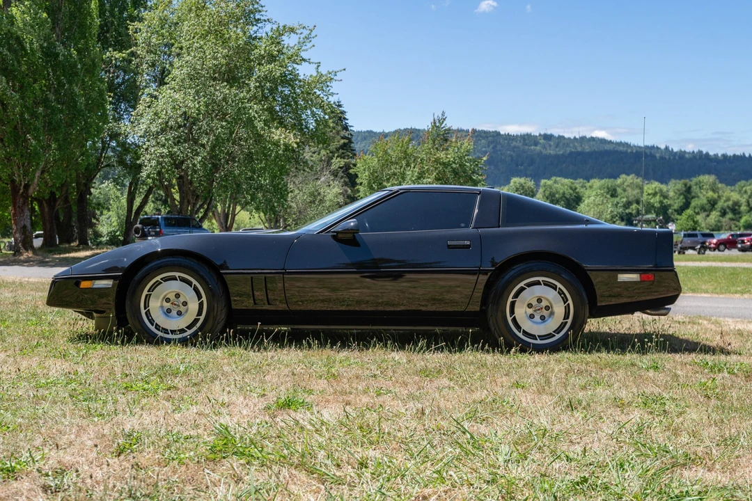 1986 Chevrolet Corvette C4 - Image 6 of 31
