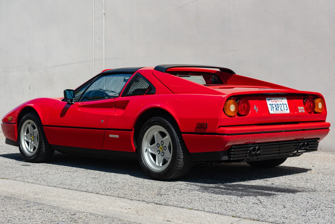 1986 Ferrari 328 GTS - Image 19 of 31