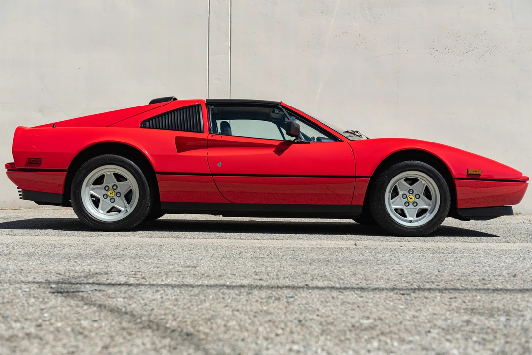1986 Ferrari 328 GTS - Image 27 of 31