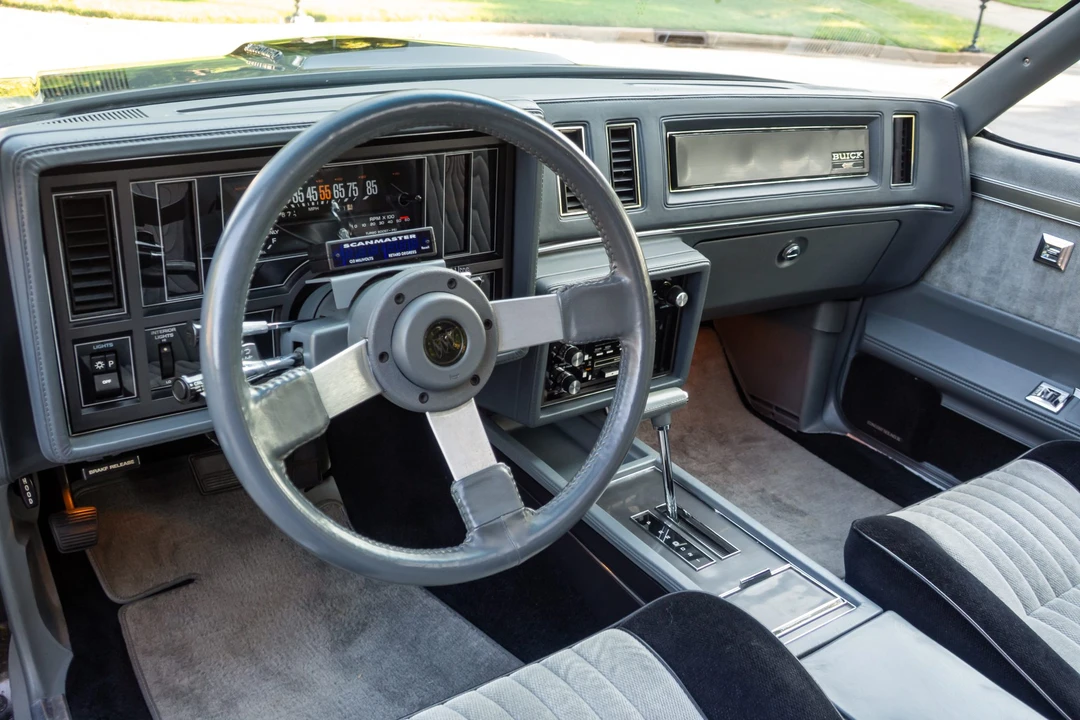 1987 Buick Grand National - Image 26 of 31