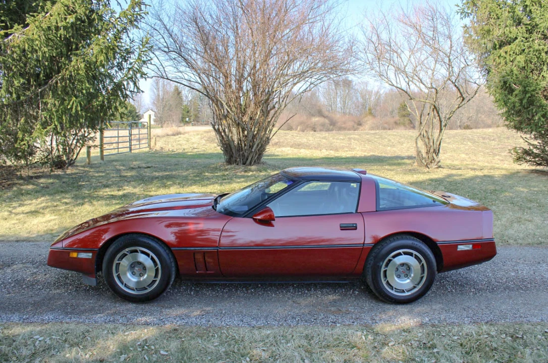 1987 Chevrolet Corvette C4 - Image 3 of 9