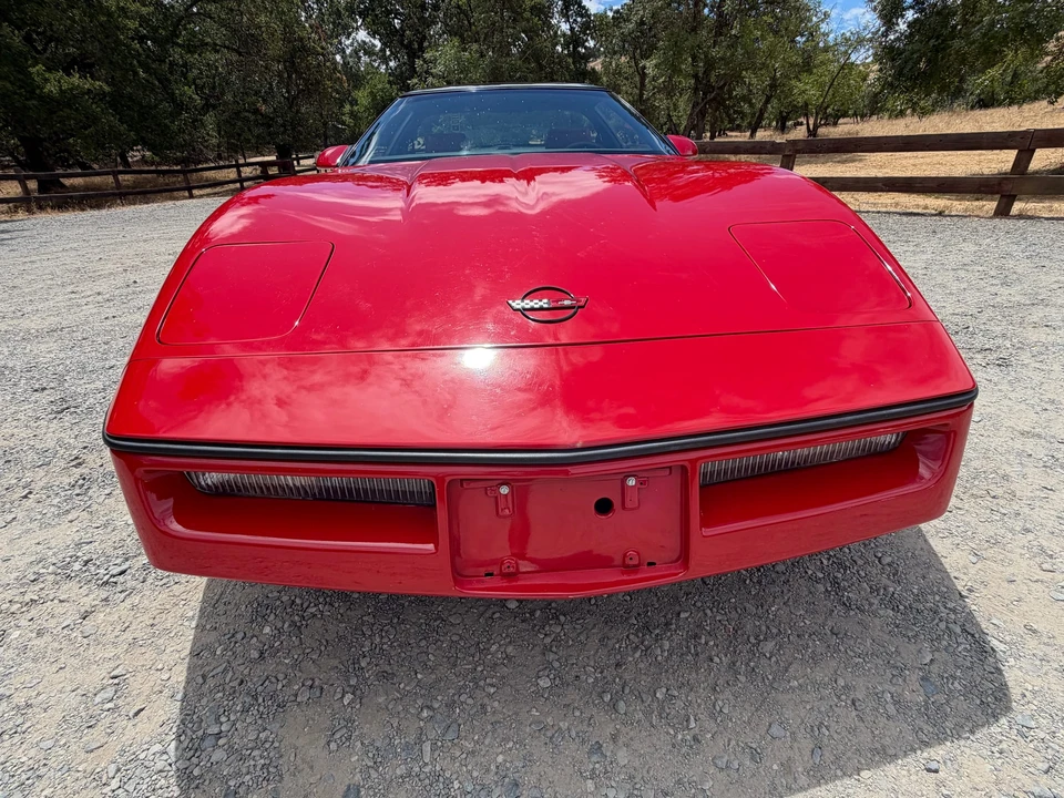 1987 Chevrolet Corvette C4 - Image 28 of 31