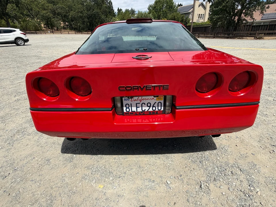 1987 Chevrolet Corvette C4 - Image 13 of 31