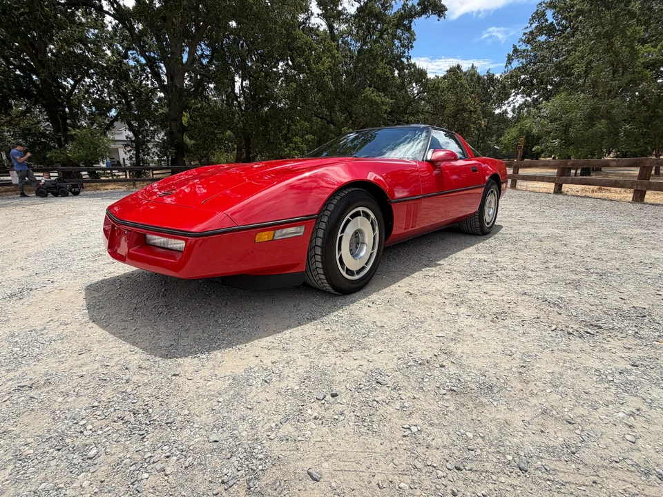 1987 Chevrolet Corvette C4 - Image 23 of 31