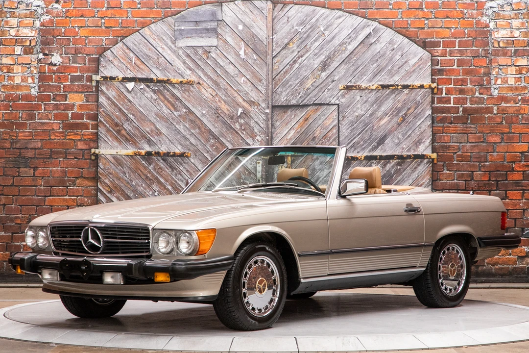 1987 Mercedes-Benz R107 SL-Class - Image 2 of 31