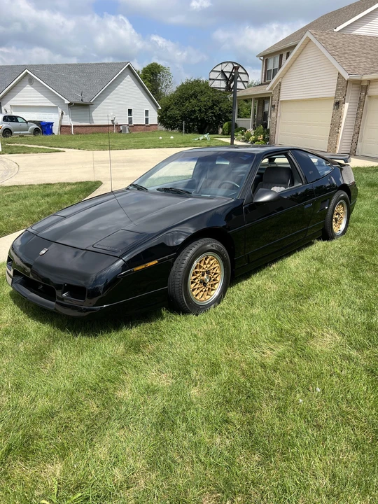 1988 Pontiac Fiero GT - Image 17 of 31