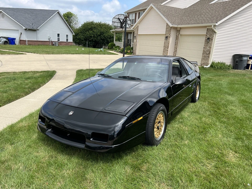1988 Pontiac Fiero GT - Image 6 of 31