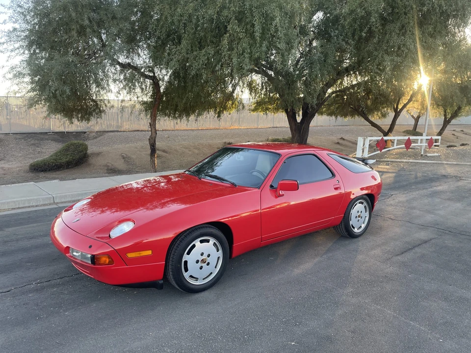 1988 Porsche 928 S4 - Image 11 of 31