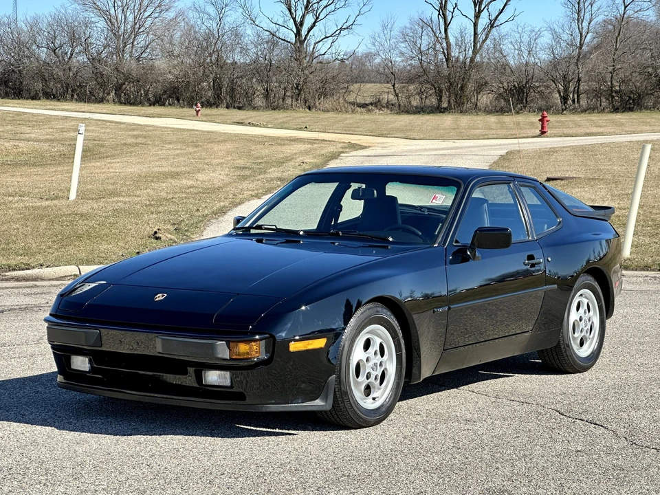 1988 Porsche 944 S - Image 12 of 31