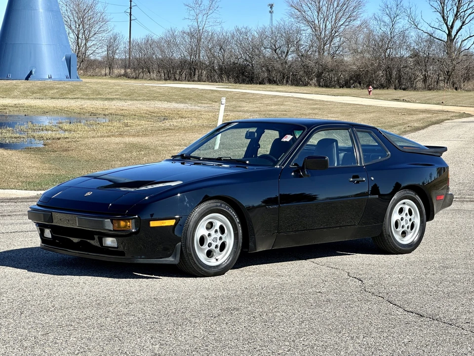 1988 Porsche 944 S - Image 14 of 31