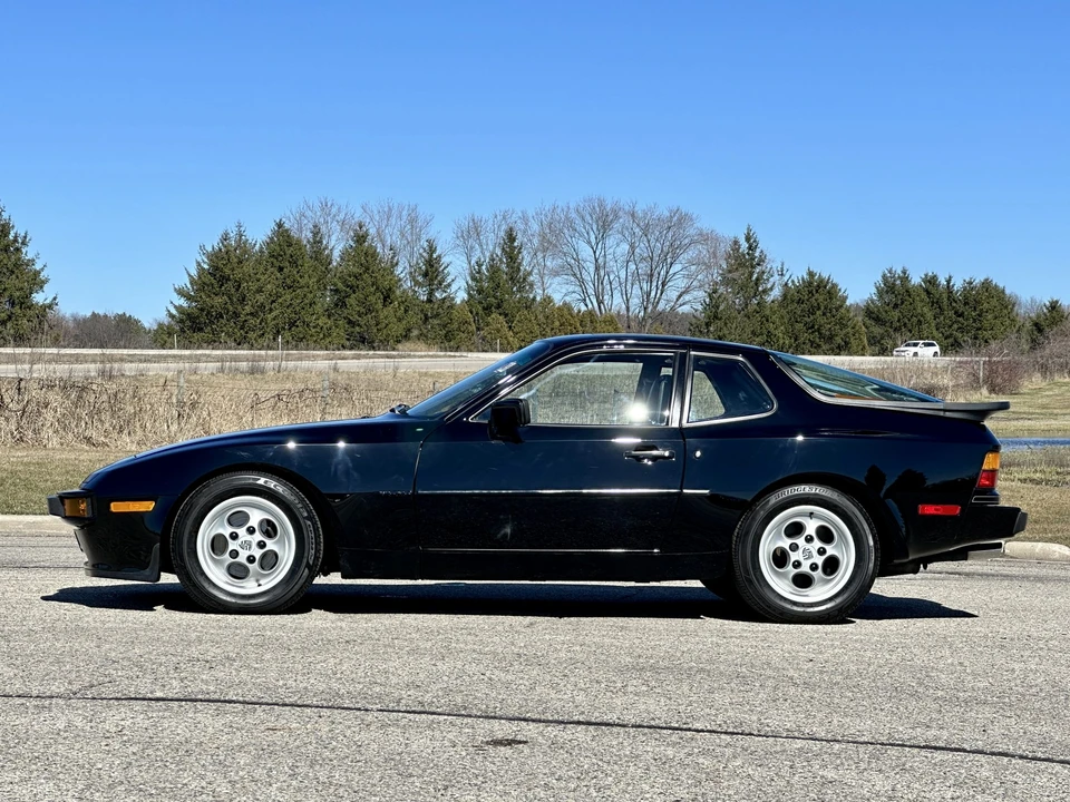 1988 Porsche 944 S - Image 16 of 31