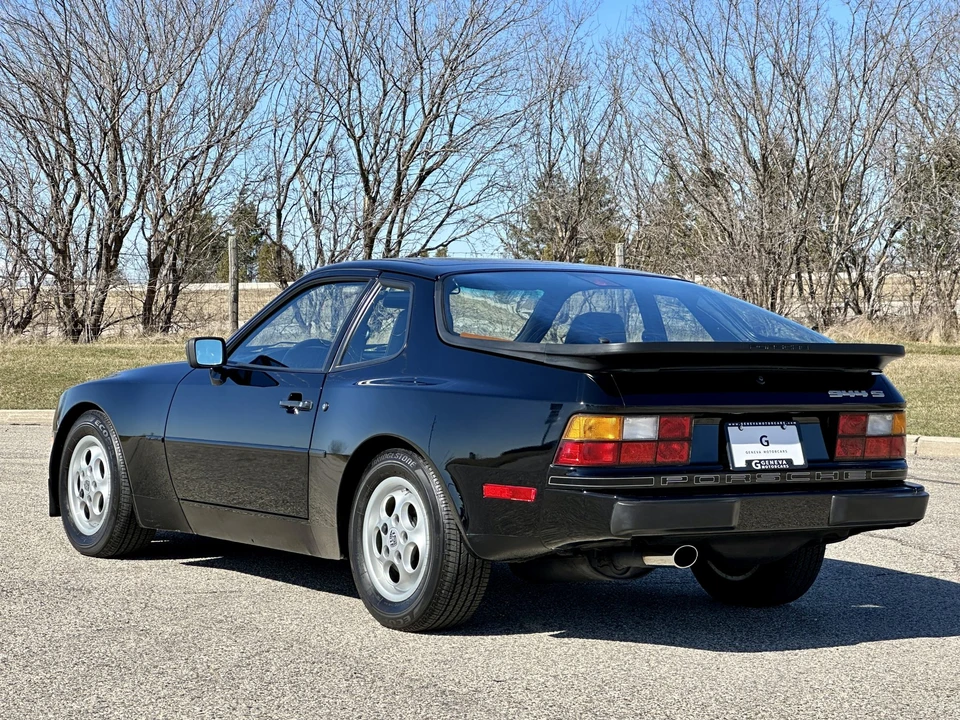 1988 Porsche 944 S - Image 18 of 31