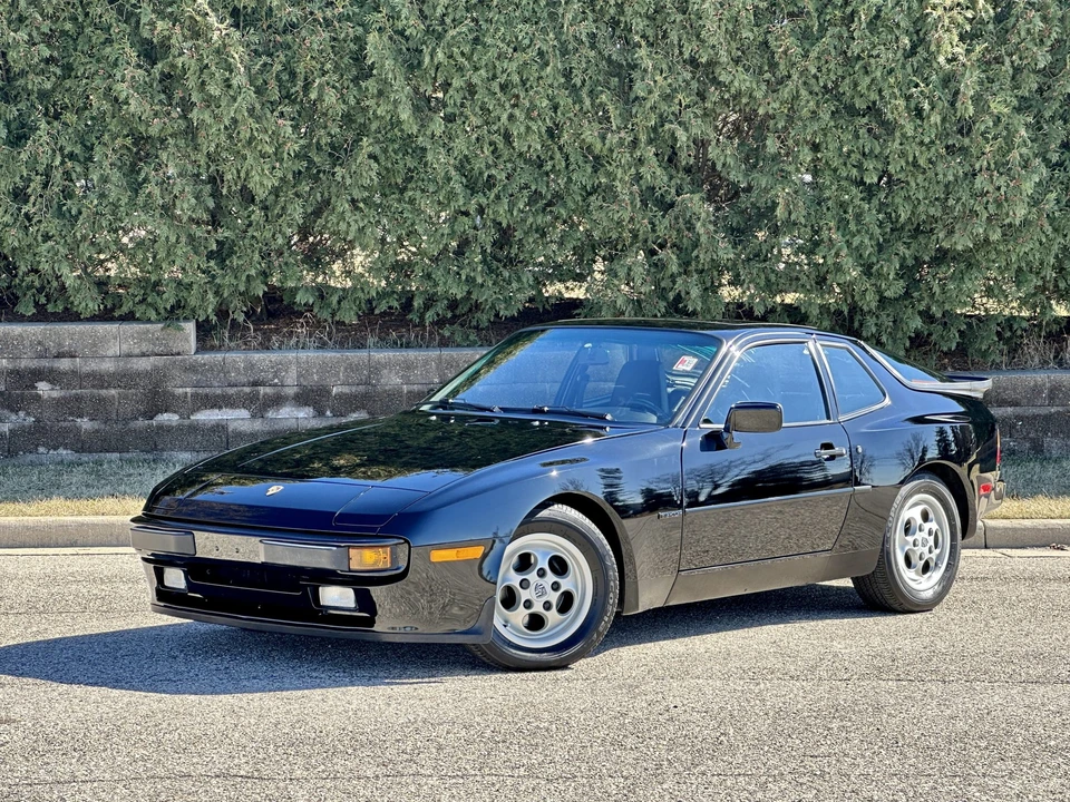 1988 Porsche 944 S - Image 7 of 31