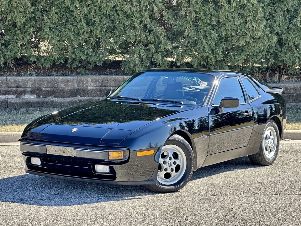 1988 Porsche 944 S - Image 2 of 31
