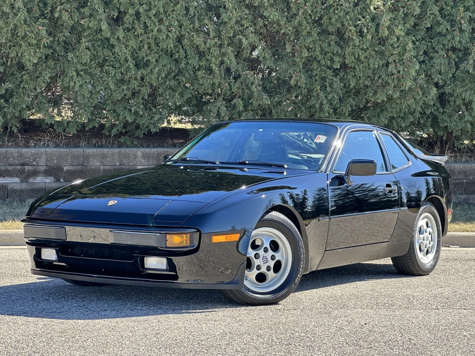 1988 Porsche 944 S - Image 3 of 31