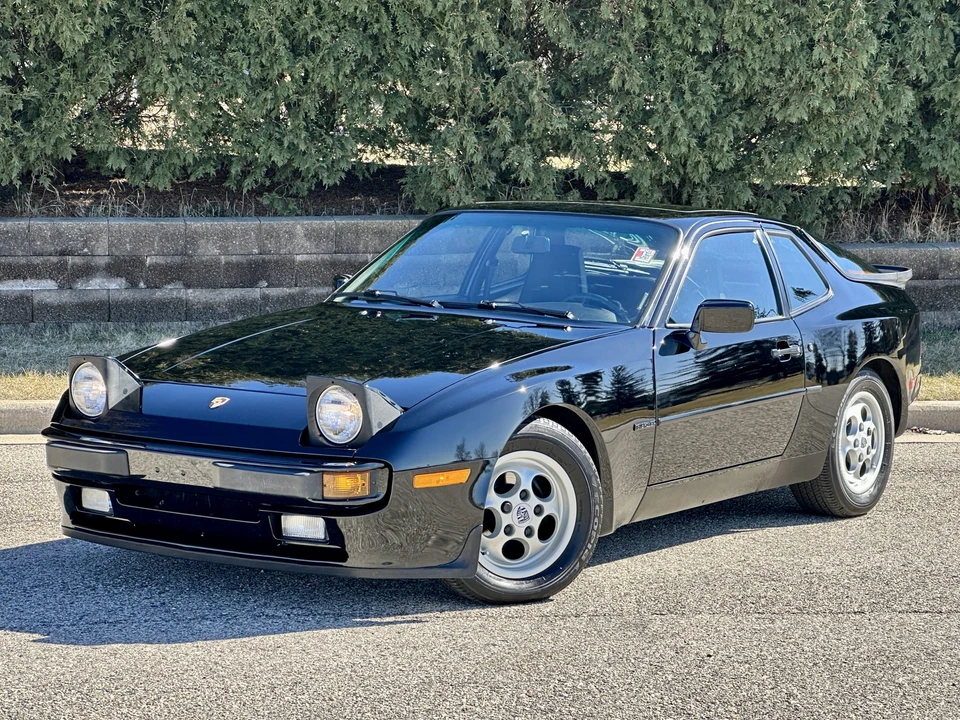 1988 Porsche 944 S - Image 8 of 31