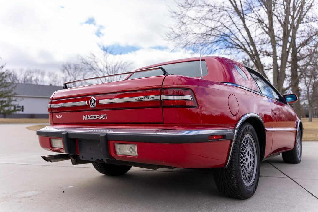 1989 Chrysler TC by Maserati - Image 21 of 31