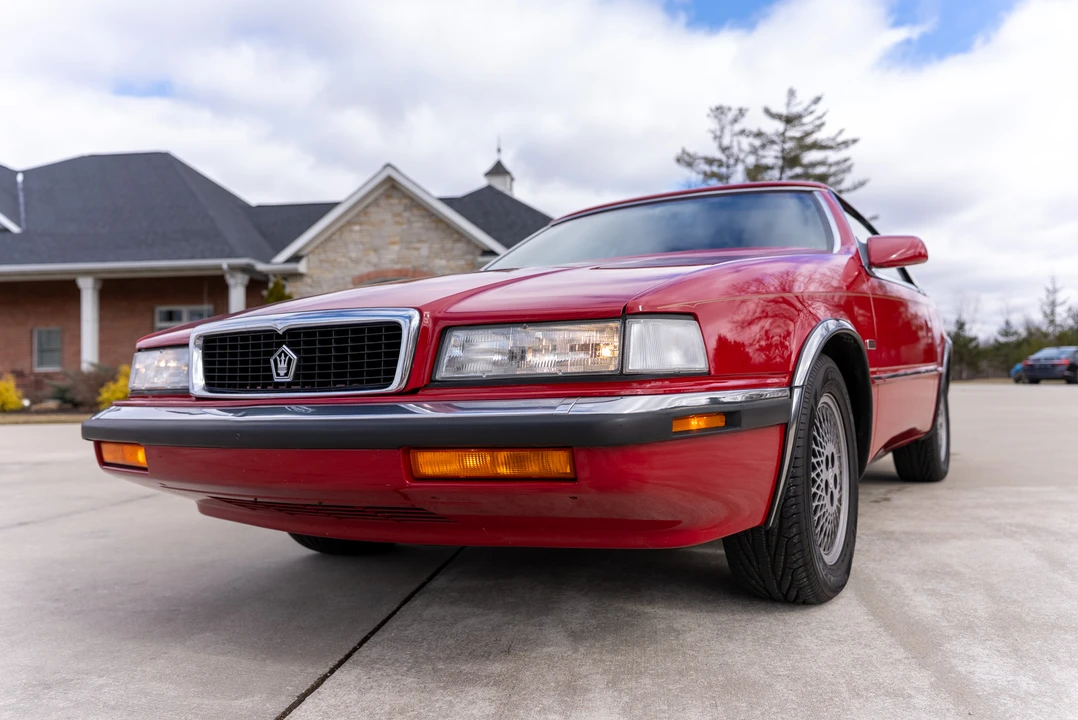 1989 Chrysler TC by Maserati - Image 5 of 31