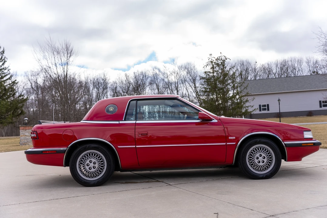 1989 Chrysler TC by Maserati - Image 26 of 31