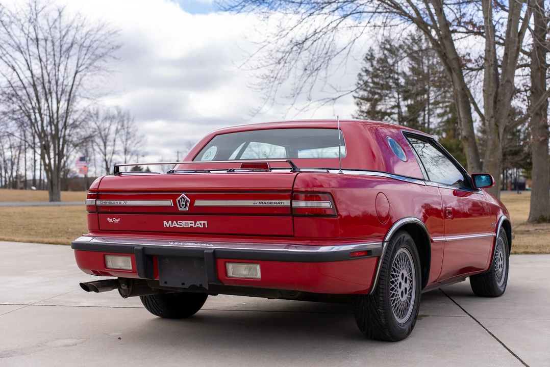 1989 Chrysler TC by Maserati - Image 24 of 31