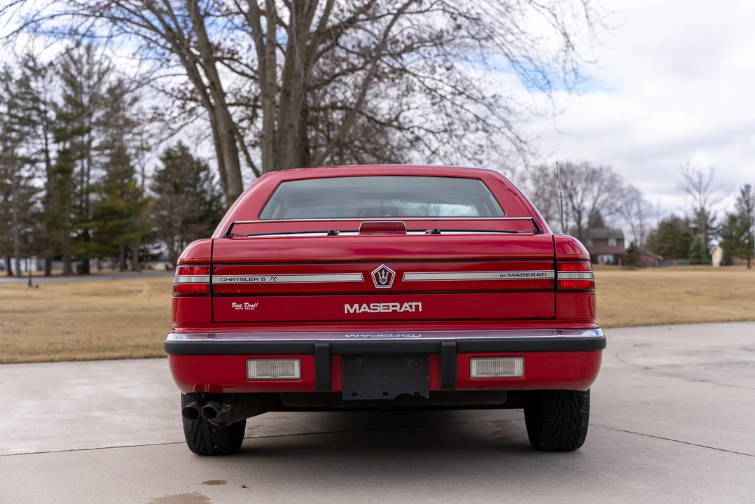 1989 Chrysler TC by Maserati - Image 17 of 31