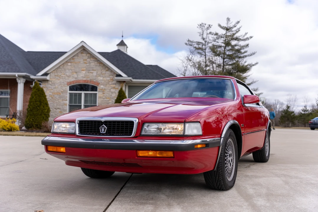 1989 Chrysler TC by Maserati - Image 4 of 31