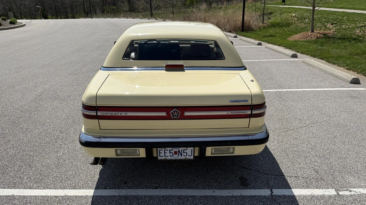 1989 Chrysler TC by Maserati - Image 27 of 31