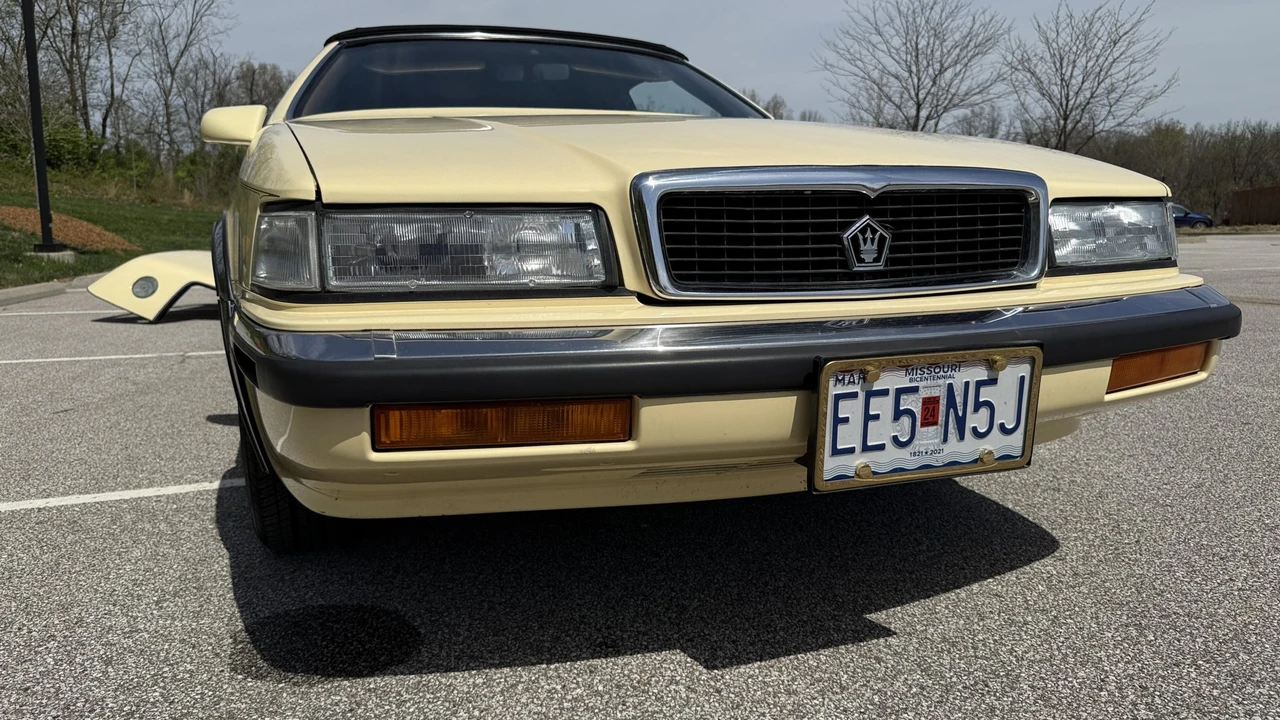 1989 Chrysler TC by Maserati - Image 11 of 31