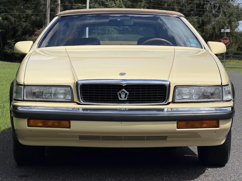 1989 Chrysler TC by Maserati - Image 20 of 31