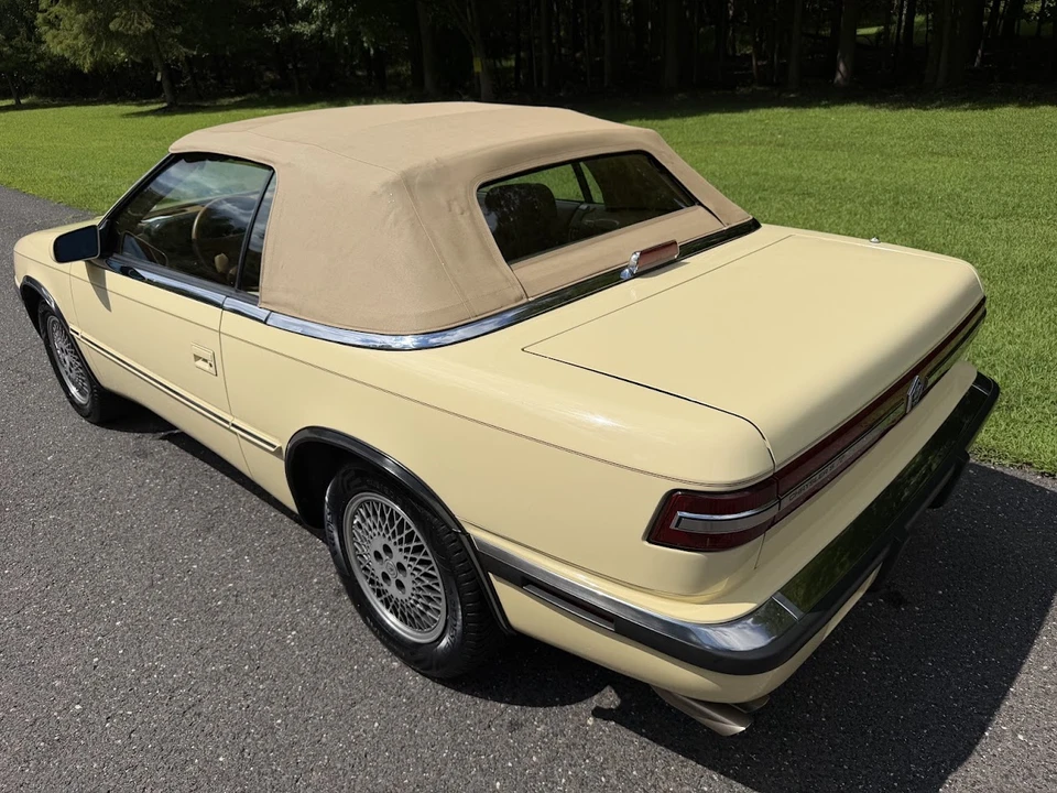 1989 Chrysler TC by Maserati - Image 28 of 31