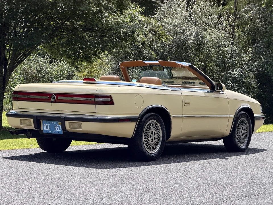 1989 Chrysler TC by Maserati - Image 9 of 31