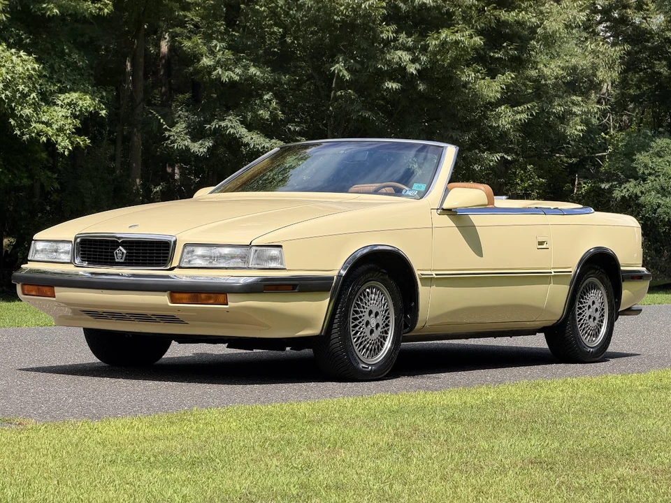 1989 Chrysler TC by Maserati - Image 3 of 31