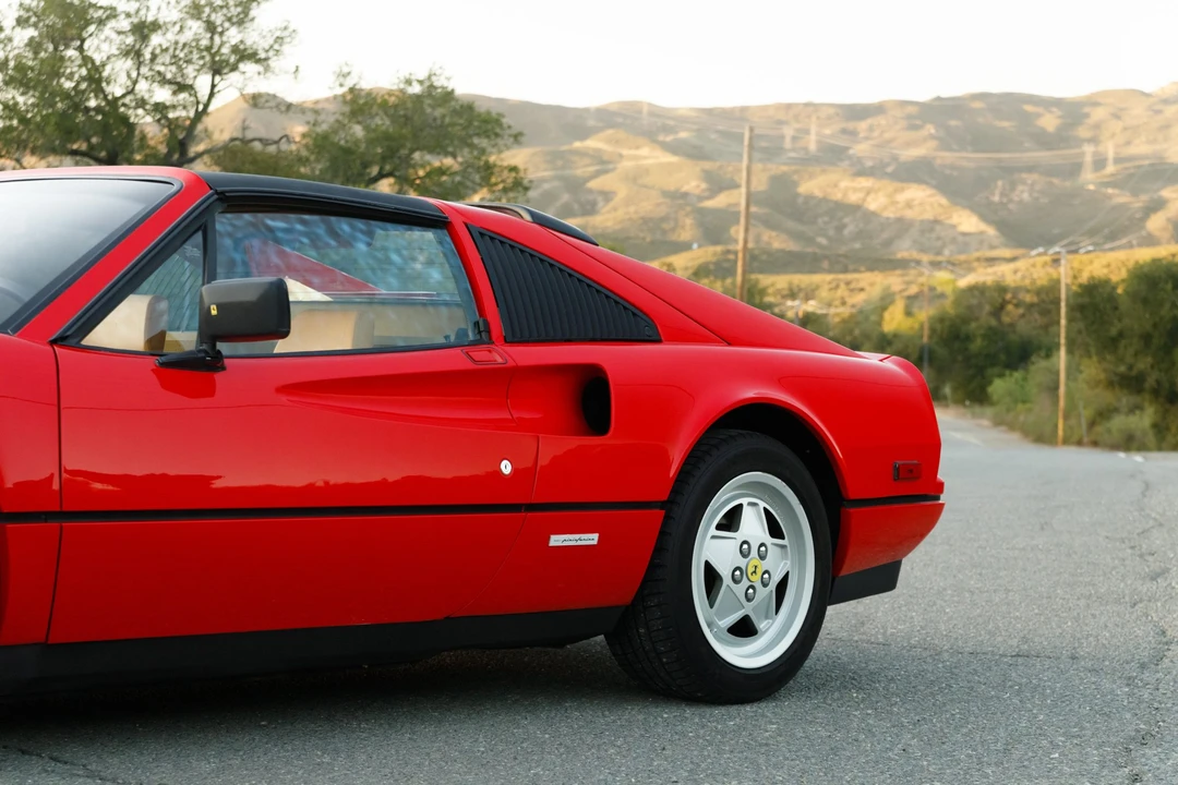 1989 Ferrari 328 GTS - Image 27 of 31