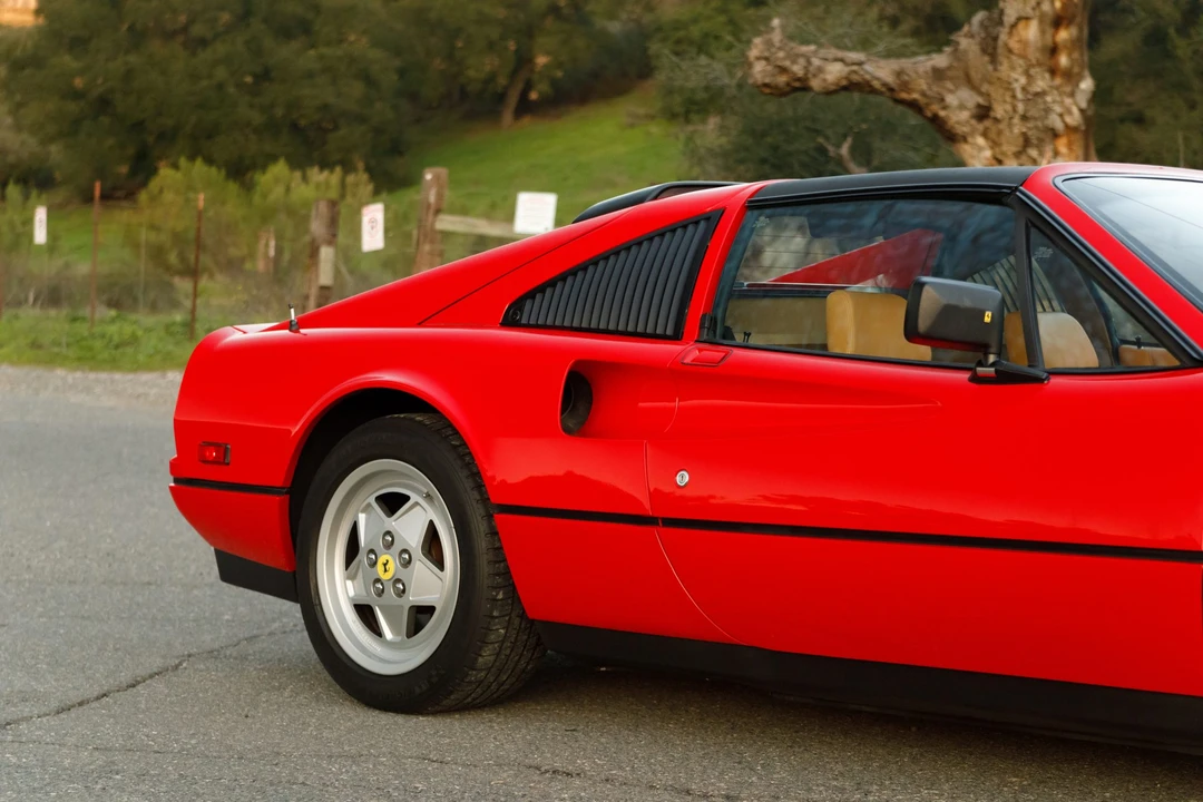 1989 Ferrari 328 GTS - Image 28 of 31