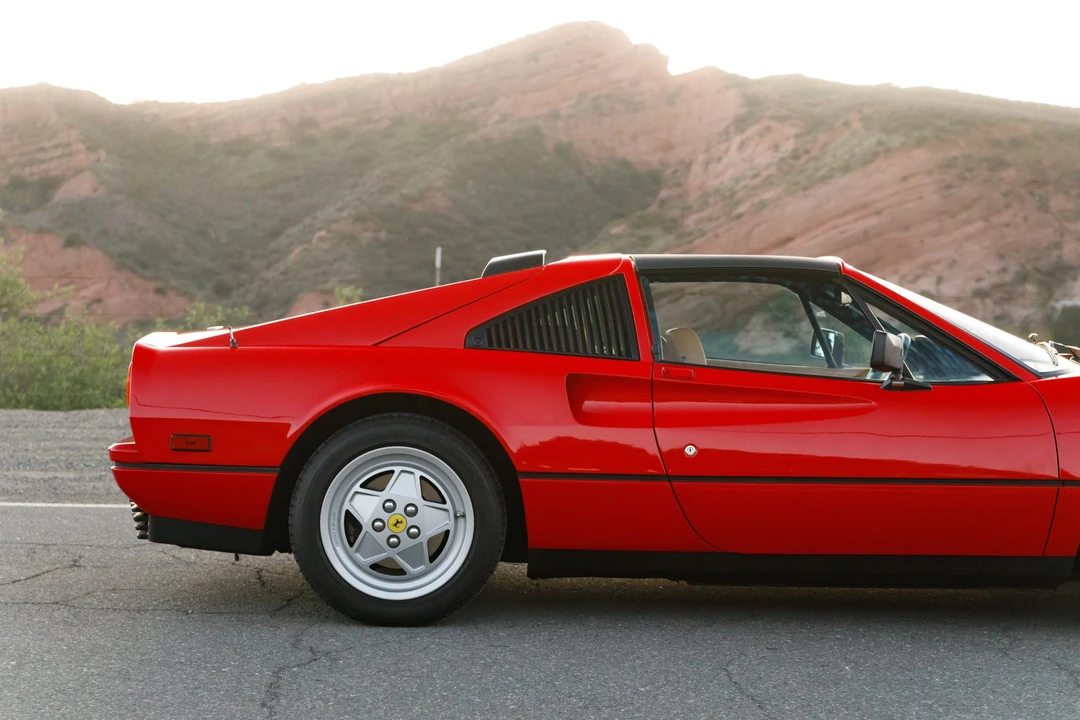 1989 Ferrari 328 GTS - Image 23 of 31