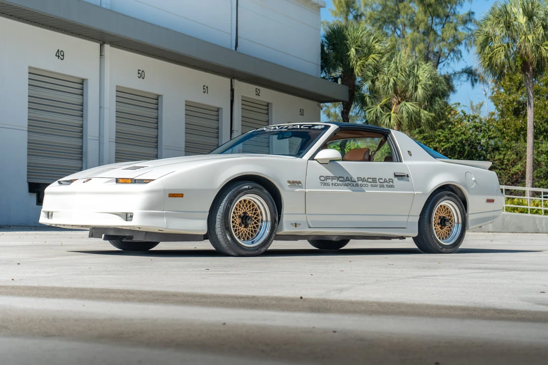 1989 Pontiac Firebird Trans Am 3rd Gen - Image 14 of 31