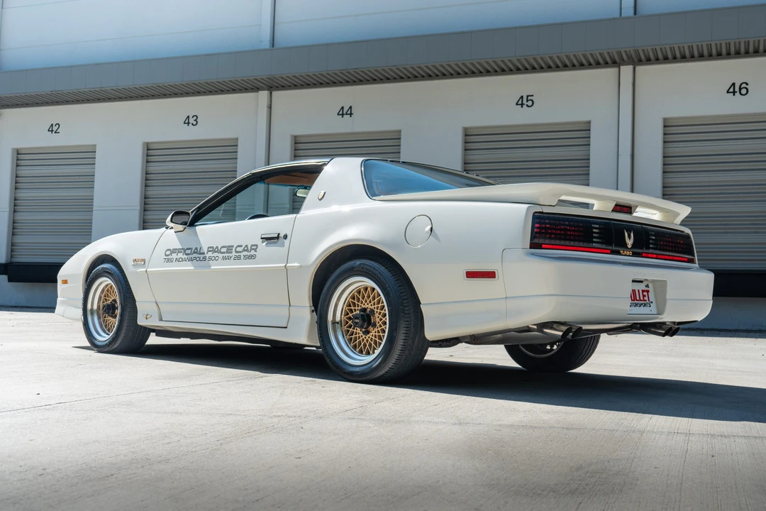 1989 Pontiac Firebird Trans Am 3rd Gen - Image 11 of 31